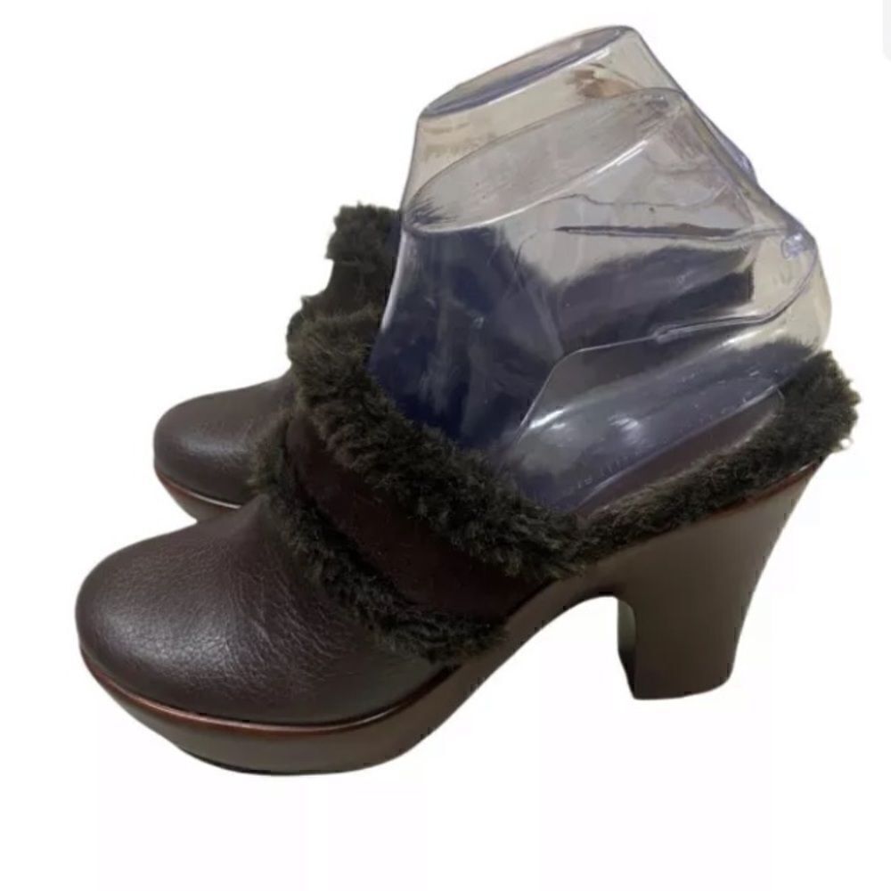 Tommy Hilfiger Trendy Fashion Couture Designer Fur Lined Leather Clog Heels sz 8